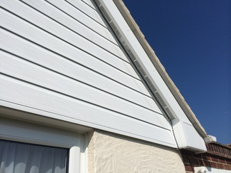 White Grained UPVC Cladding and White Bargeboard